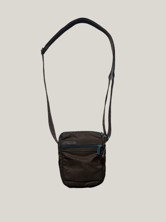 Brown vintage Hedgren crossbody bag
